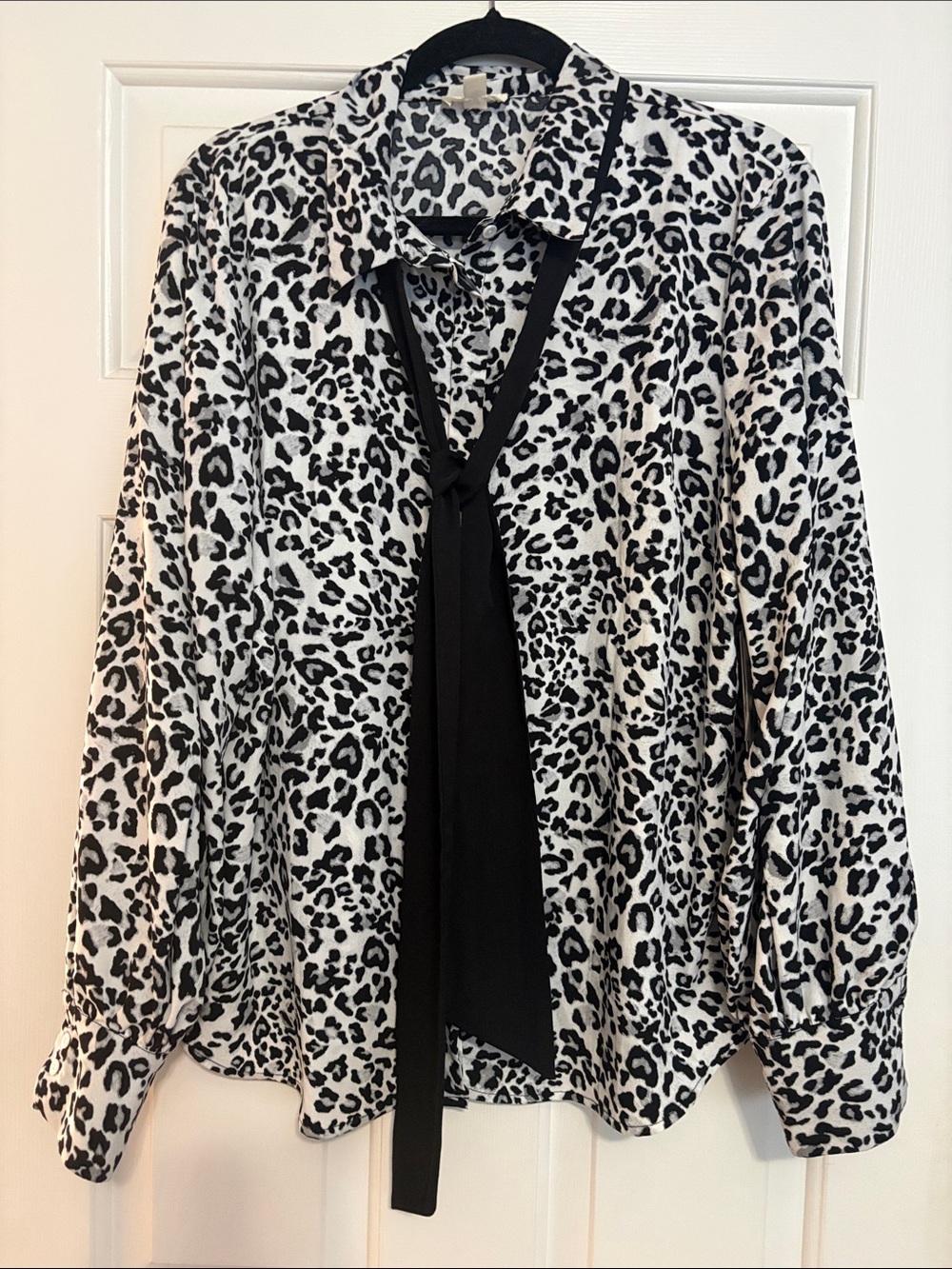 Riley & Rae Black and White Leopard Tie-Neck Blouse